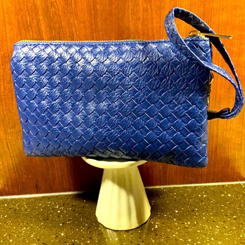 Leather wristlet